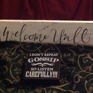NWT Gossip Wood Block Sign For Your Bestie!😎💝😆
